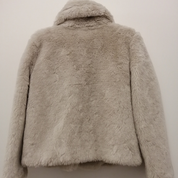 Aritzia (Sunday best )Just like brand new - Picture 2 of 7